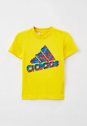 Футболка adidas. Цвет: желтый