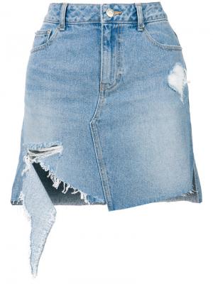Джинсовая юбка с потертой отделкой SJYP. Цвет: синий