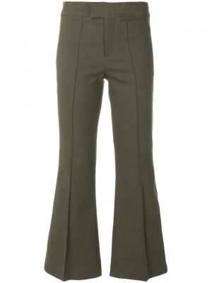 Расклешенные укороченные брюки Isabel Marant. Цвет: зелёный