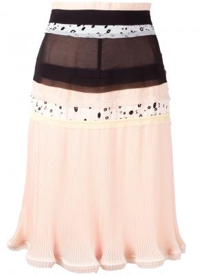 Плиссированная юбка со вставкой Carven. Цвет: телесный