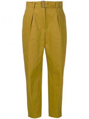 Классические брюки с ремнем Kenzo. Цвет: коричневый