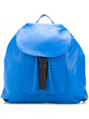 Рюкзак с плетеным дизайном Bottega Veneta. Цвет: синий