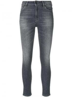 Укороченные джинсы кроя скинни Dondup. Цвет: серый