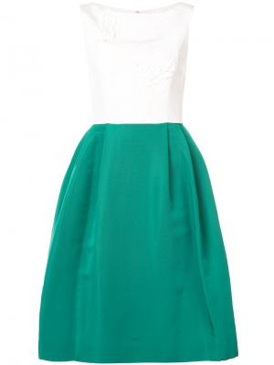 Коктейльное платье с вышивкой Carolina Herrera. Цвет: зелёный