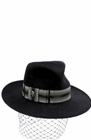 Вечерняя фетровая шляпа с декором Philip Treacy. Цвет: черный