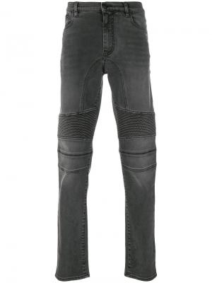 Байкерские джинсы с рваной отделкой Belstaff. Цвет: серый