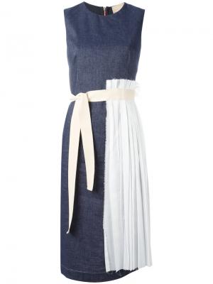Платье с плиссированной панелью Erika Cavallini. Цвет: синий
