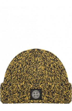Шерстяная шапка фактурной вязки с логотипом бренда Stone Island. Цвет: желтый
