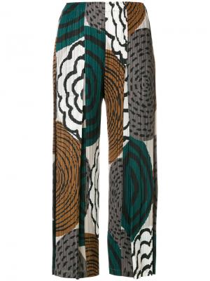 Укороченные брюки с принтом Pleats Please By Issey Miyake. Цвет: многоцветный