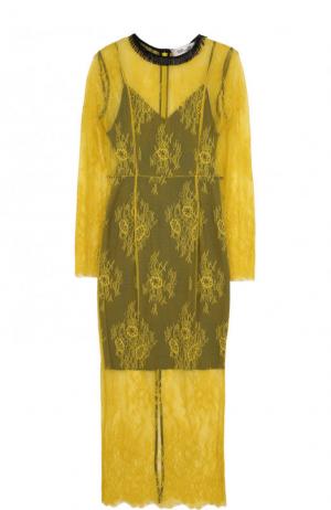 Кружевное платье-футляр с декорированным круглым вырезом Diane Von Furstenberg. Цвет: желтый