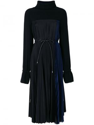 Плиссированное платье миди с воротником-стойкой Sacai. Цвет: чёрный