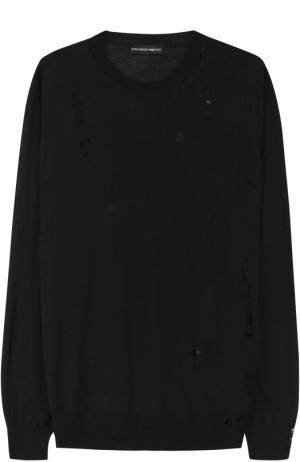 Джемпер из смеси шерсти и шелка с декоративными потертостями Alexander McQueen. Цвет: черный