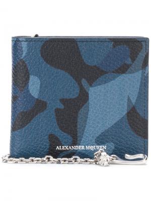 Бумажник с камуфляжным принтом Alexander McQueen. Цвет: синий