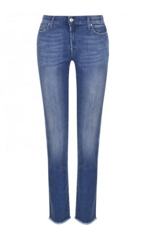 Укороченные джинсы-скинни с потертостями 7 For All Mankind. Цвет: голубой