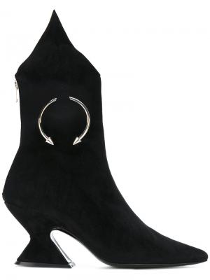 Ботинки с кольцом и резным каблуком Dorateymur. Цвет: чёрный