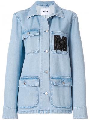 Джинсовая куртка с заплаткой логотипом MSGM. Цвет: синий
