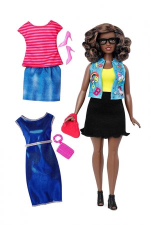 Barbie с одеждой Fashionistas. Цвет: мультицвет
