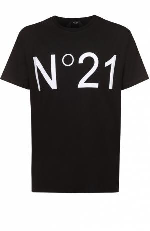 Хлопковая футболка с контрастным принтом No. 21. Цвет: черный